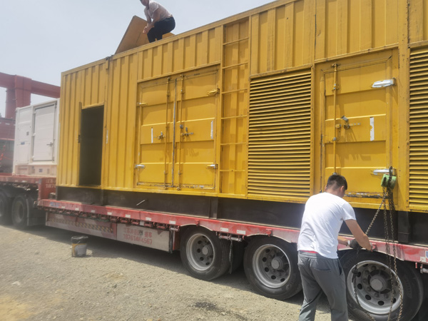 丰城除了负载情况和发动机维护，还有哪些因素会影响 200kw 柴油发电机的油耗？